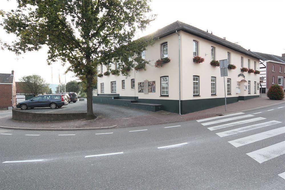 Js Hotel Epen Exteriör bild